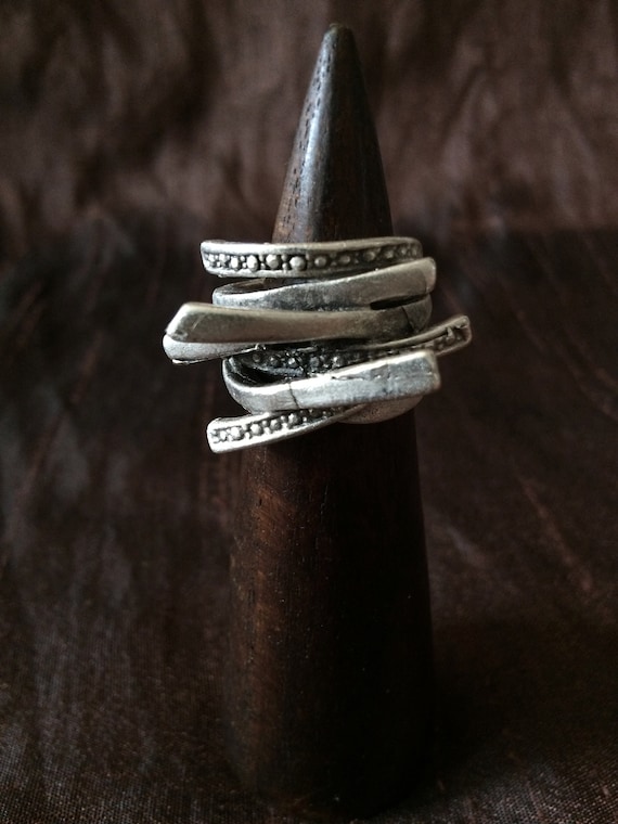 Escape ring