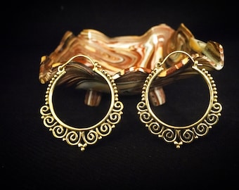 Doodles tribal medium hoops earrings in brass