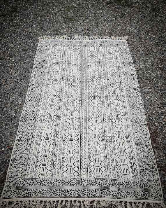 Black and White Geometric Rug