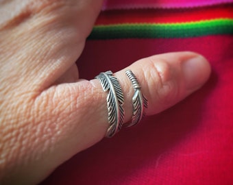 Feather wraparound unisex silver ring