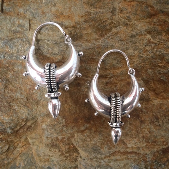 Little Spiky hoops