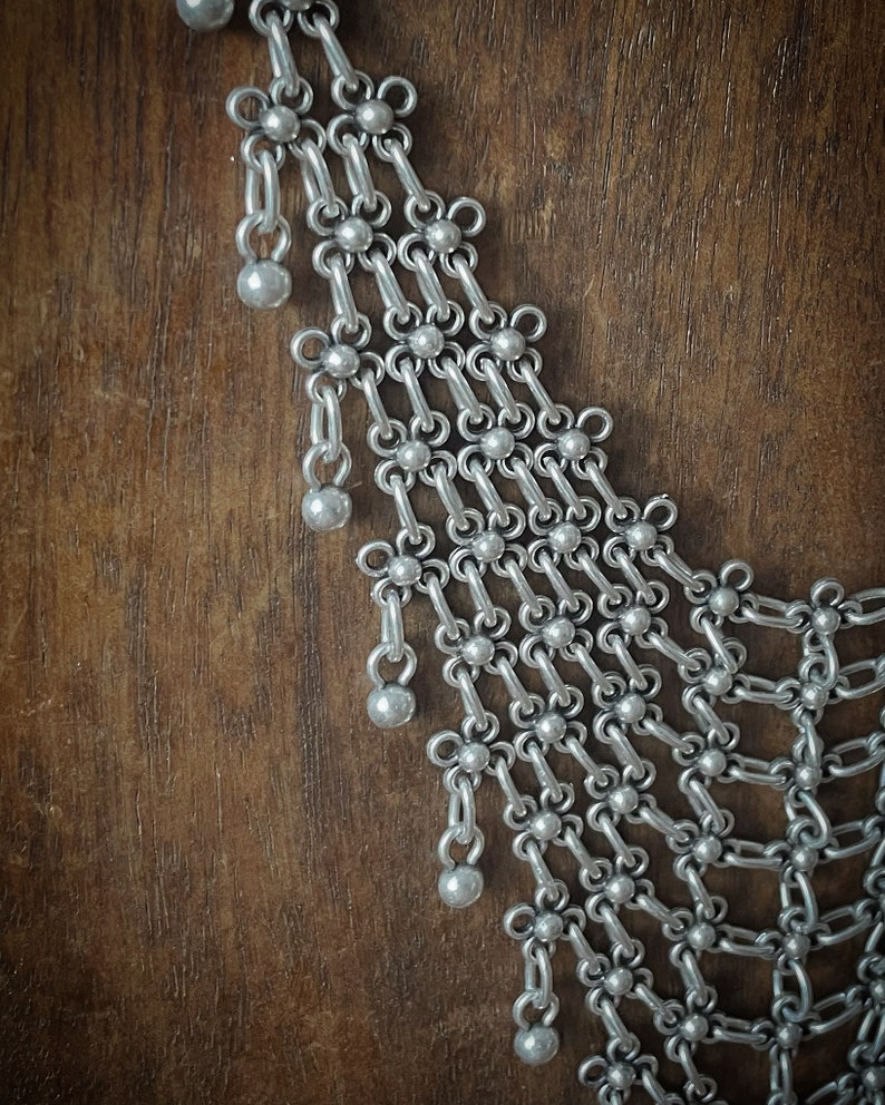 Bib triangle chain necklace with round studs beads, silver plated image 4