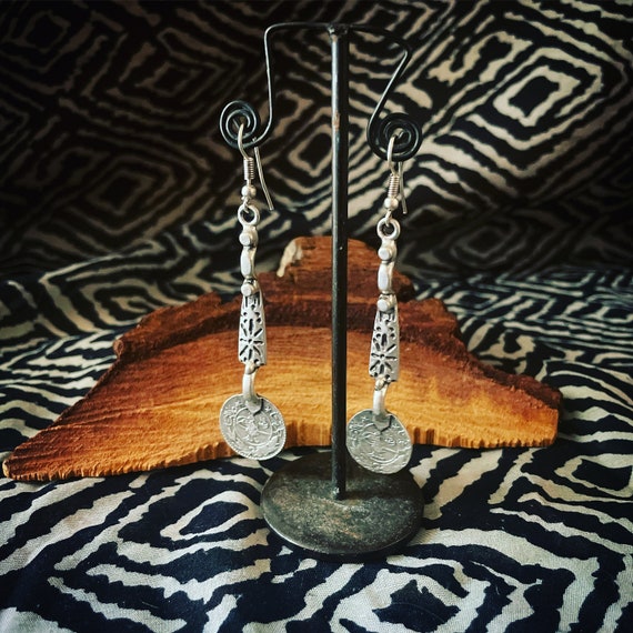 Elegant Long thin earrings with attached coin, silver plated