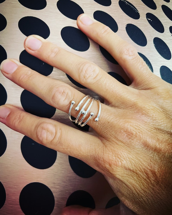 Spinning Balls funky silver ring
