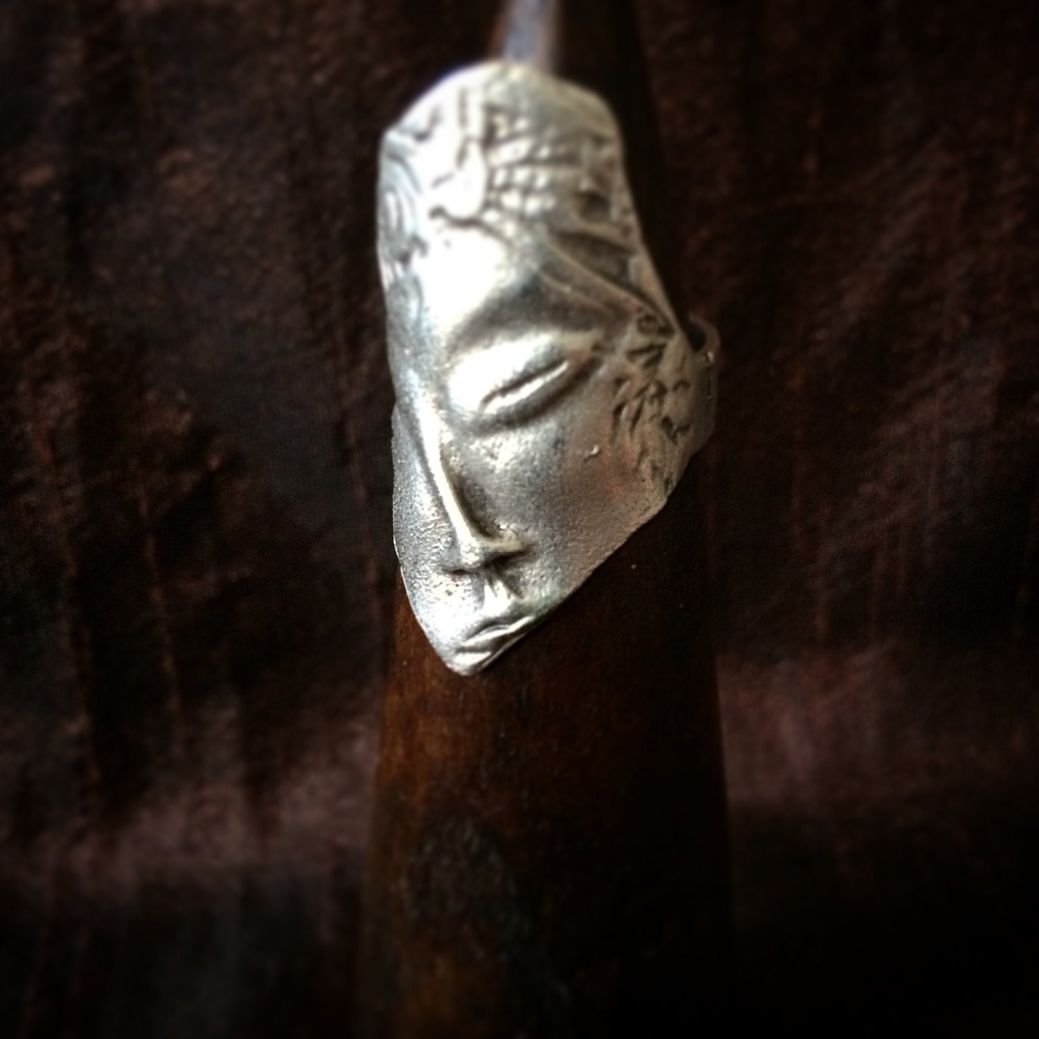 Lestat cheap thumb ring
