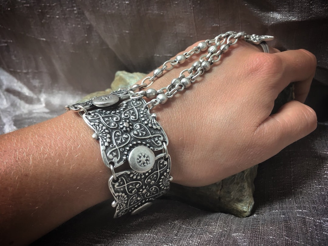 Damask Hand Chain, Hand Chain Bracelet, Bascimano, Antique Jewelry ...