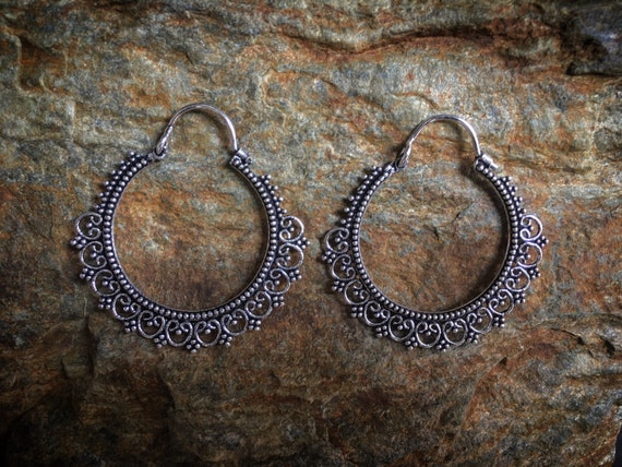 Baroque big and small hoops