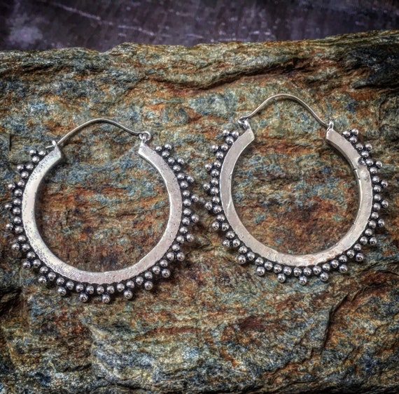 Round of bright hoops