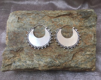 waxing moon tribal hoops earrings, mirroring effect, half circle hoop earrings, tribal jewelry, boho earrings, ethnic, hippy chic bellydance