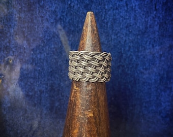 Woven basket silver ring, open in the back, adjustable