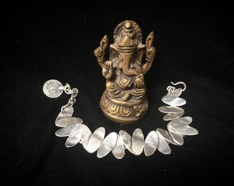 Plain little ovals fine bracelet