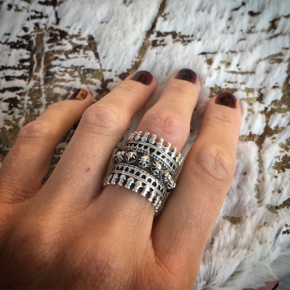 Crown ring