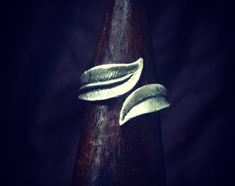 thin leaf ring, half finger ring, midi ring, adjustable ring, nature inspired jewelry, art nouveau, liberty, delicate, fine, shabby chic