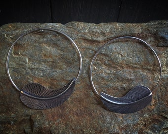 Leaf feather hoops earrings