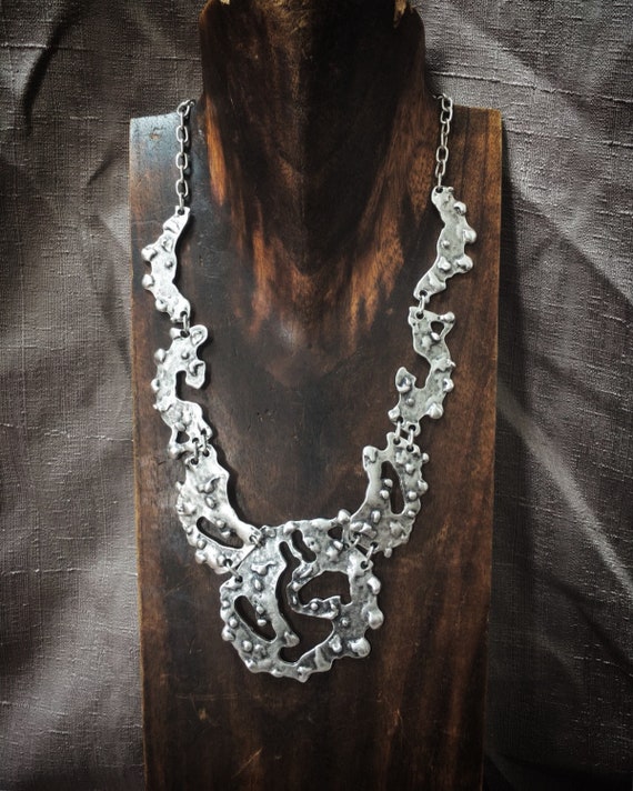 Abstract long necklace