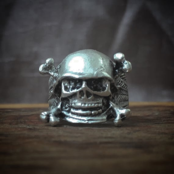 Pirate Skull ring
