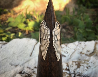 Angel Wings ring, silver plated
