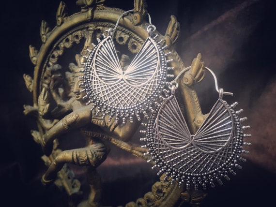 Stylized Peacock Stripes hoops earrings, silver plated
