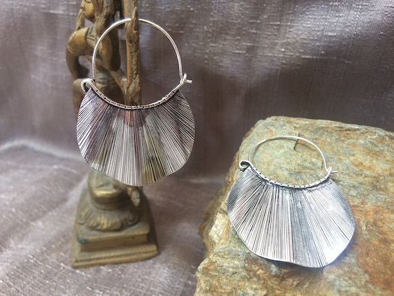 Stripy Wavy Fan earrings