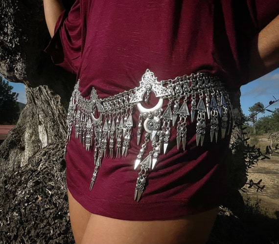 Tribal massive belt, with hanging geometric spiky beads, silver plated