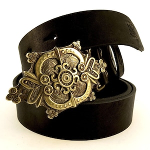 Leather belt with brass buckle Blossom of fern, handmade floral design women&#39;s belt, elegant belt buckle on leather belt