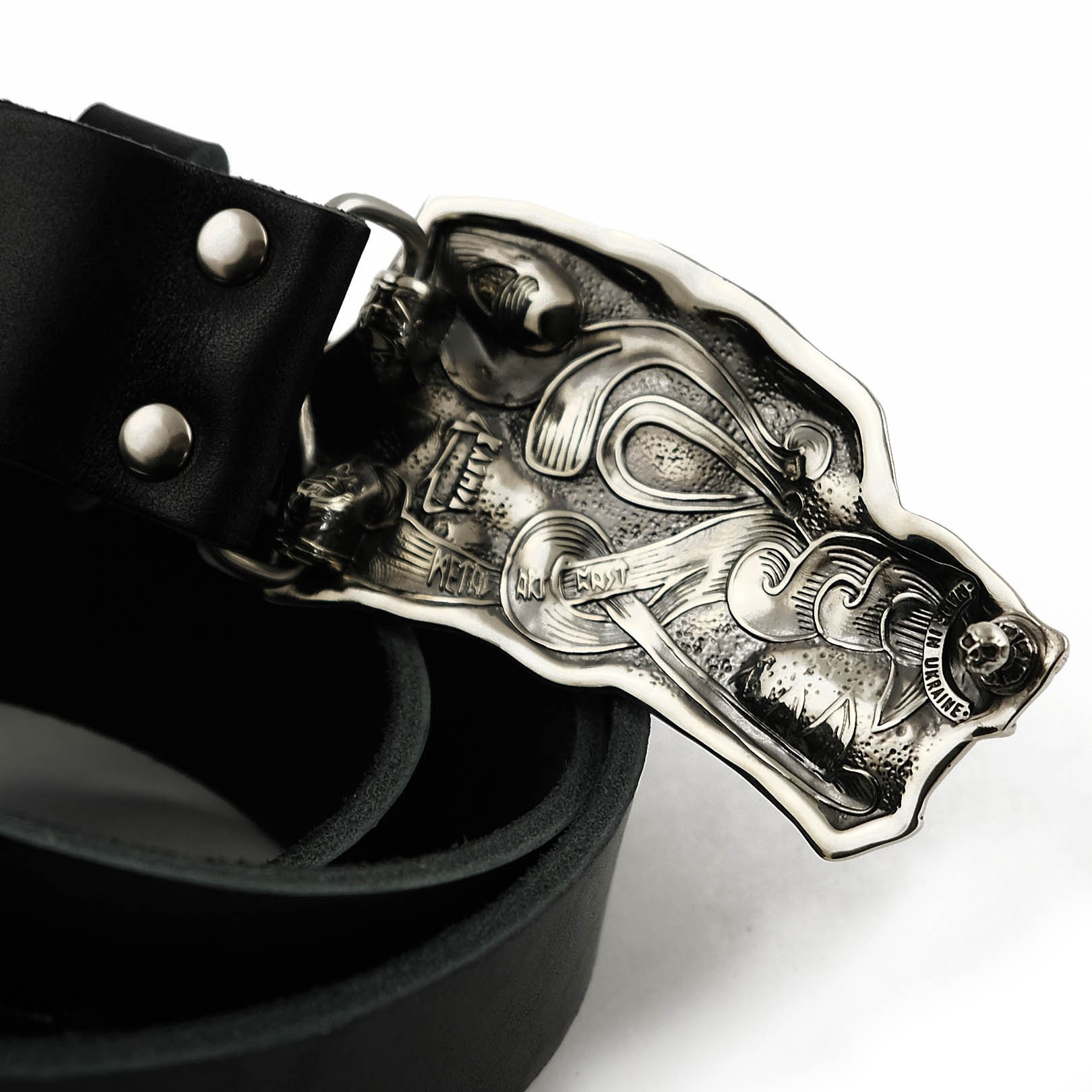 Numney Men's Wolf Head Leather Belt