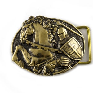 Fighting Knight Belt buckle, Medieval military solid brass belt buckle with an attacking knight, Crusader Medieval Christian knight buckle