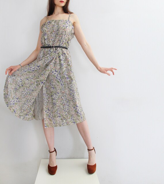 50s Vintage "Spring in Provence" Floral Lilac Sund