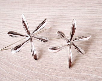 Silber Blumen Ohrringe, Minimalist Floral Schmuck