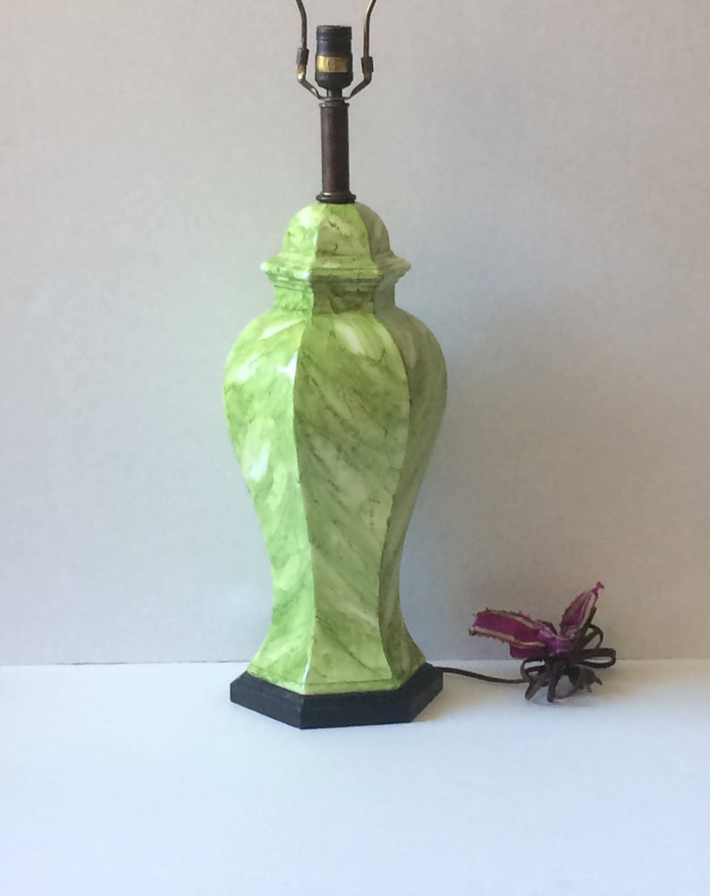 Vintage Frederick Cooper marbleized green ceramic ginger jar lamp on wood base