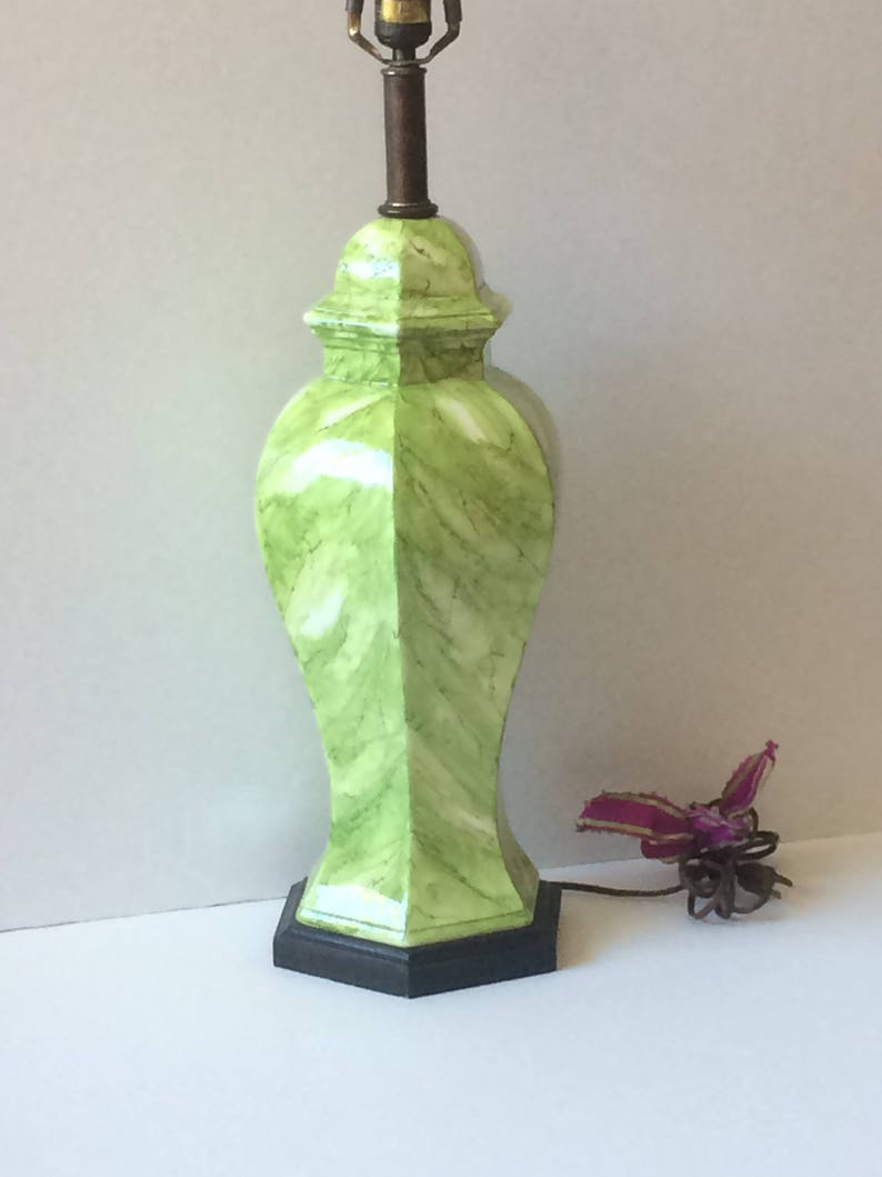Vintage Frederick Cooper marbleized green ceramic ginger jar lamp on wood base