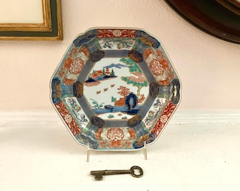 Vintage Imari Japanese Porcelain Footed Hexagonal Trinket Dish