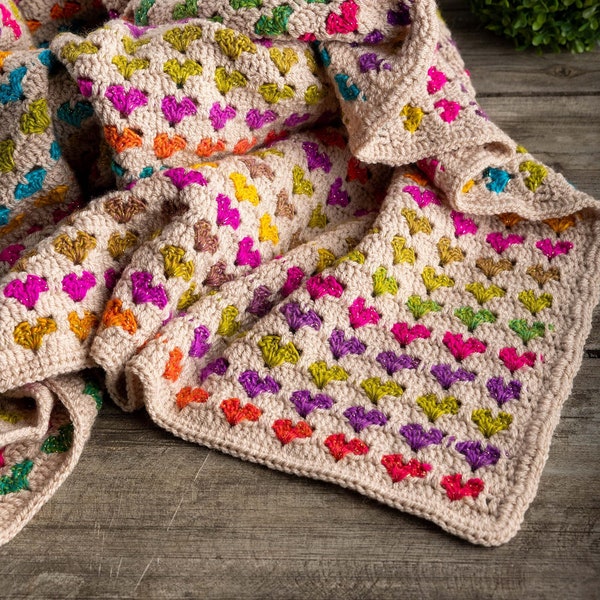 Patrón de manta de ganchillo. Patrón de manta de bebé de corazón. Regalo de San Valentín fácil a crochet afgano. Manta hecha a mano con diseño de corazón de amor único y moderno