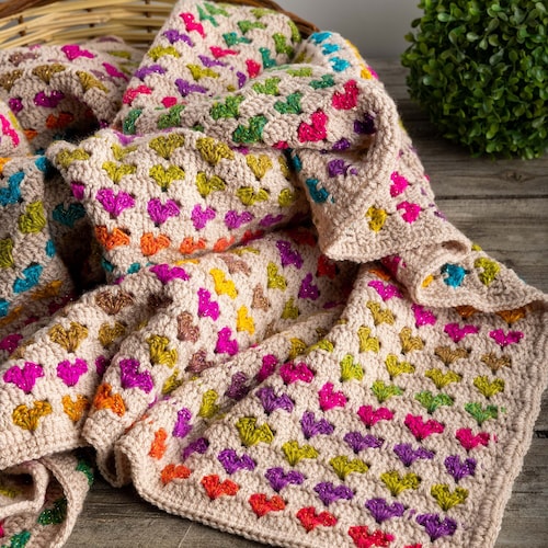 Crochet Heart Blanket Pattern, Easy Modern Afghan English US PDF Pattern with Video Tutorial