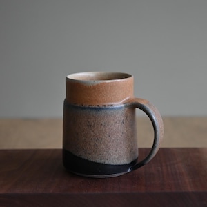 Handmade Pottery Mug, Comfortable Handle, 14 oz Volume