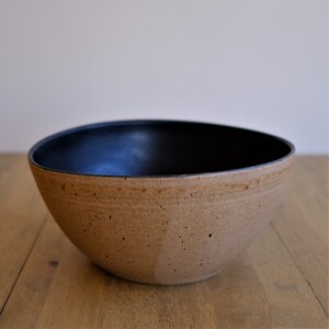 Large Stoneware Bowl, Serving bowl image 7