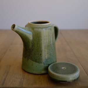 Large Tea pot, 32 ounce, Stoneware Teapot Sage Green