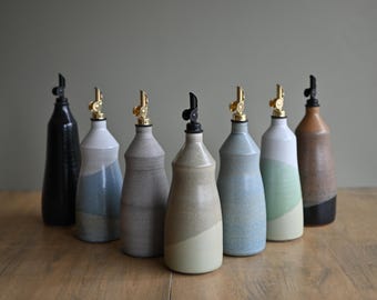 Large Olive Oil Cruet with 750ml volume, Beautiful oil bottle