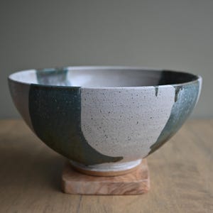 Large Stoneware Bowl, Decorative, Entertaining, Salad, Fruit Bowl
