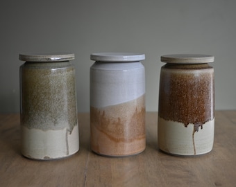 Large Urn, 150 cubic inches, Urns for ashes