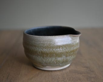 Handcrafted Matcha Bowl, Japanese Chawan Tea Ceremony Bowl
