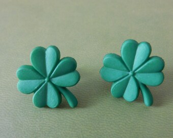 Shamrock Earrings (Kelly Green)