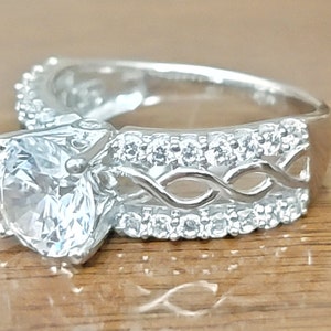 Sterling Silver Engagement Ring With CZ Stones - Engagement Ring  - Sterling Silver - Breathtaking Engagement Ring