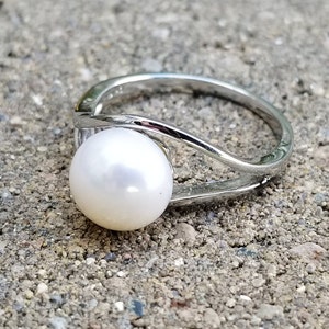 Sterling Silver Pearl Ring