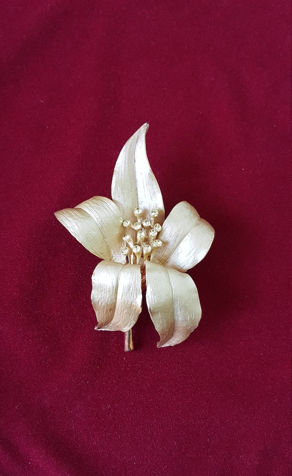 Vintage Holiday Brooch