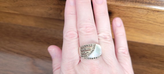 Sterling Silver Ring With Mother Of Pearl And Mar… - image 7