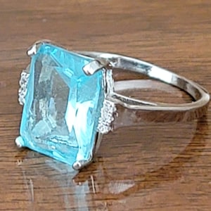 Sterling Silver Aquamarine Ring - Sterling Silver Ring With Aquamarine  - Sterling Silver  - Aquamarine