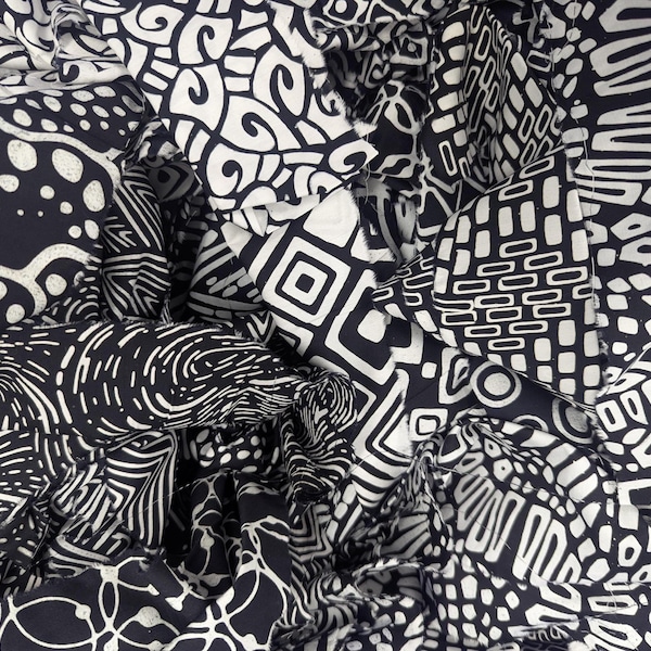 1 Pound Scrap Bag Lunn Fabrics Black & White Batiks Fabric Bundle