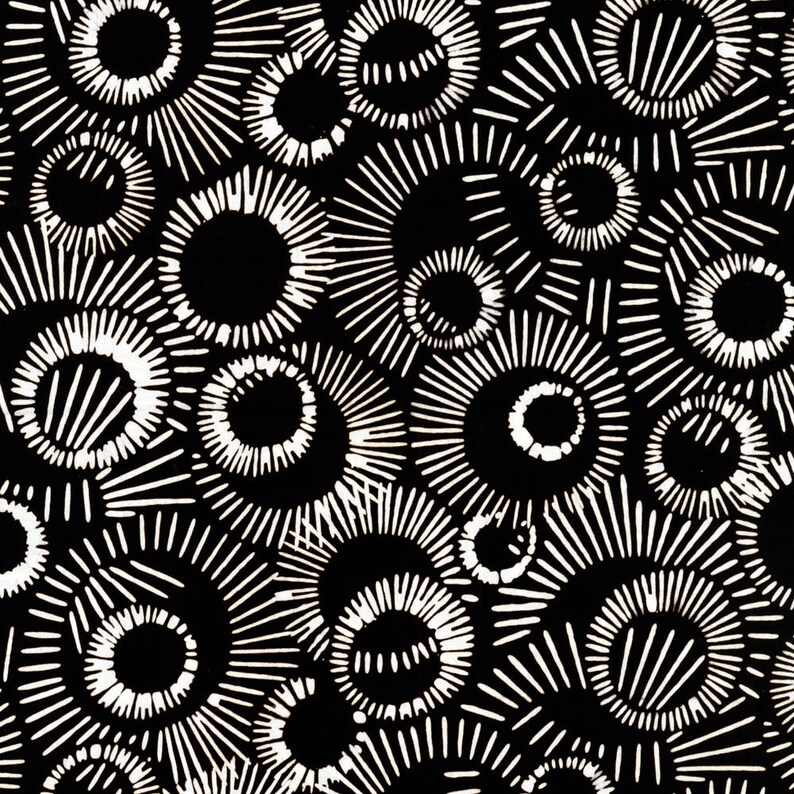 Black /& White BUBBLE BURST Batik