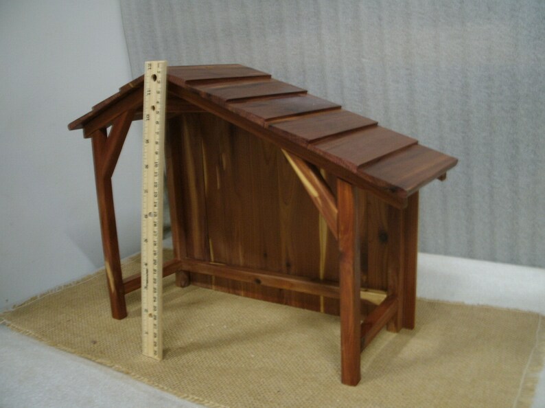 aromatic cedar beams with optional star and night light